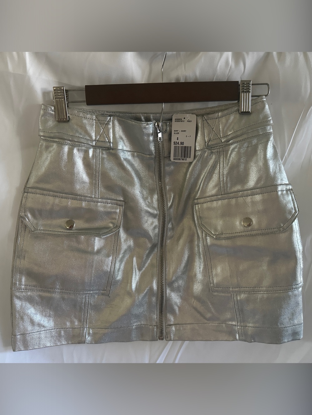 Forever 21 Silver Metallic Mini Skirt with Front Flap Pockets